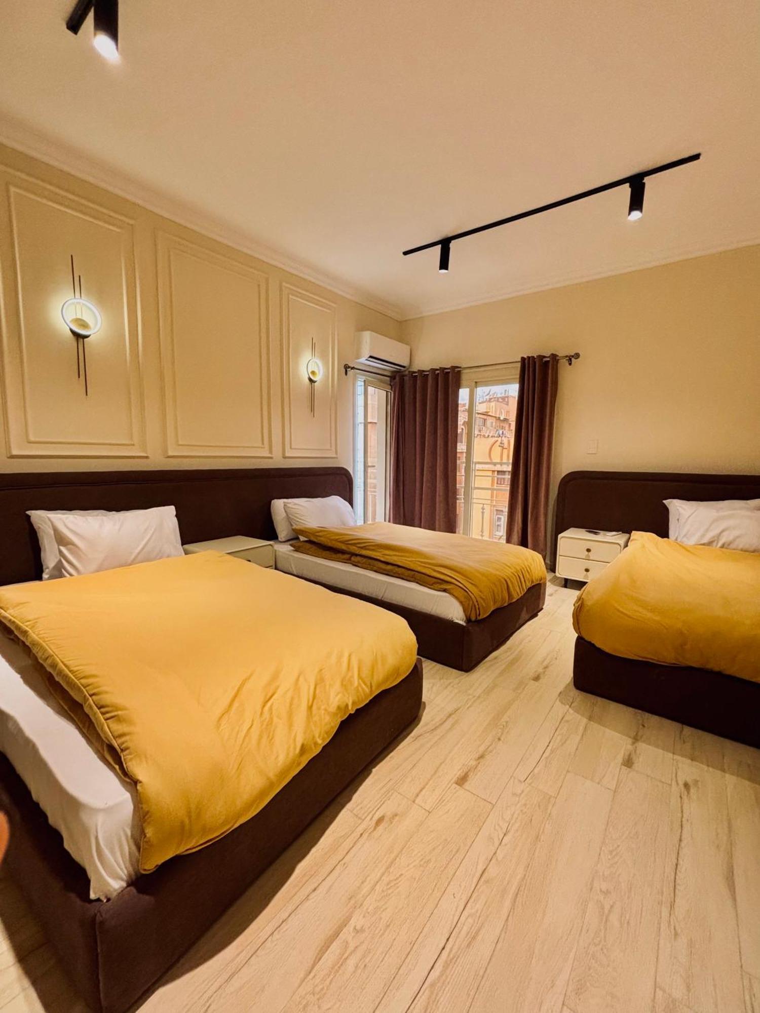 Hostel Calma Downtown *