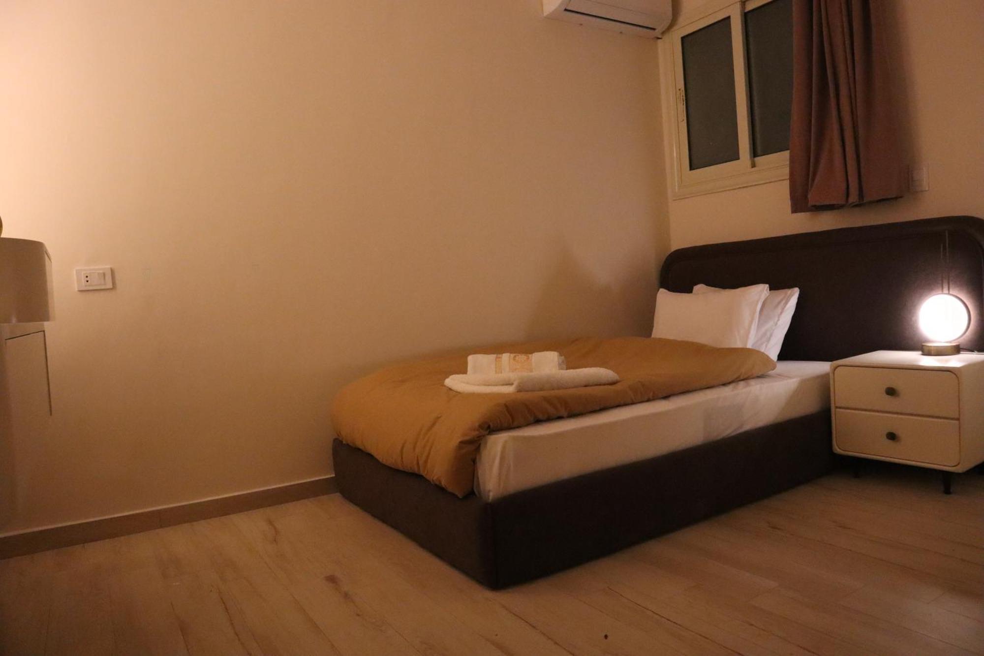 Hostel Calma Downtown Cairo